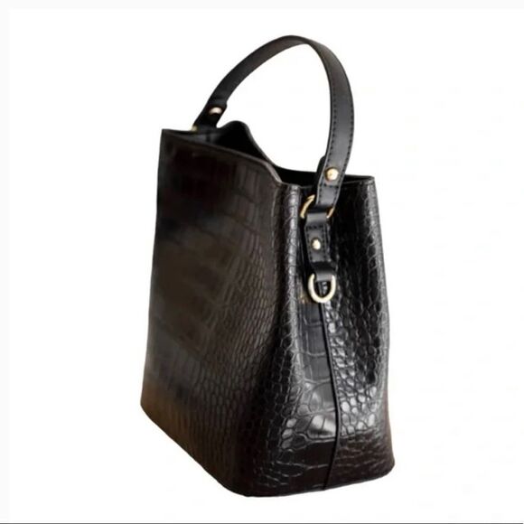 AOTA Elena Bucket Bag NWT - Picture 2 of 10